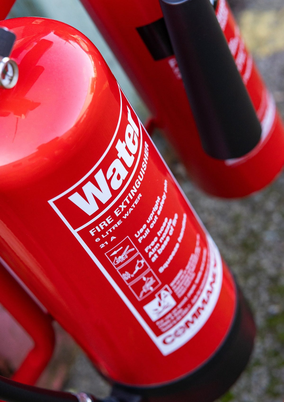 CheckFire FX-PWA-006-DCF 6ltr Plain Water Fire Extinguisher Commander (FX-PWA-006-AAA) - JEM Systems UK
