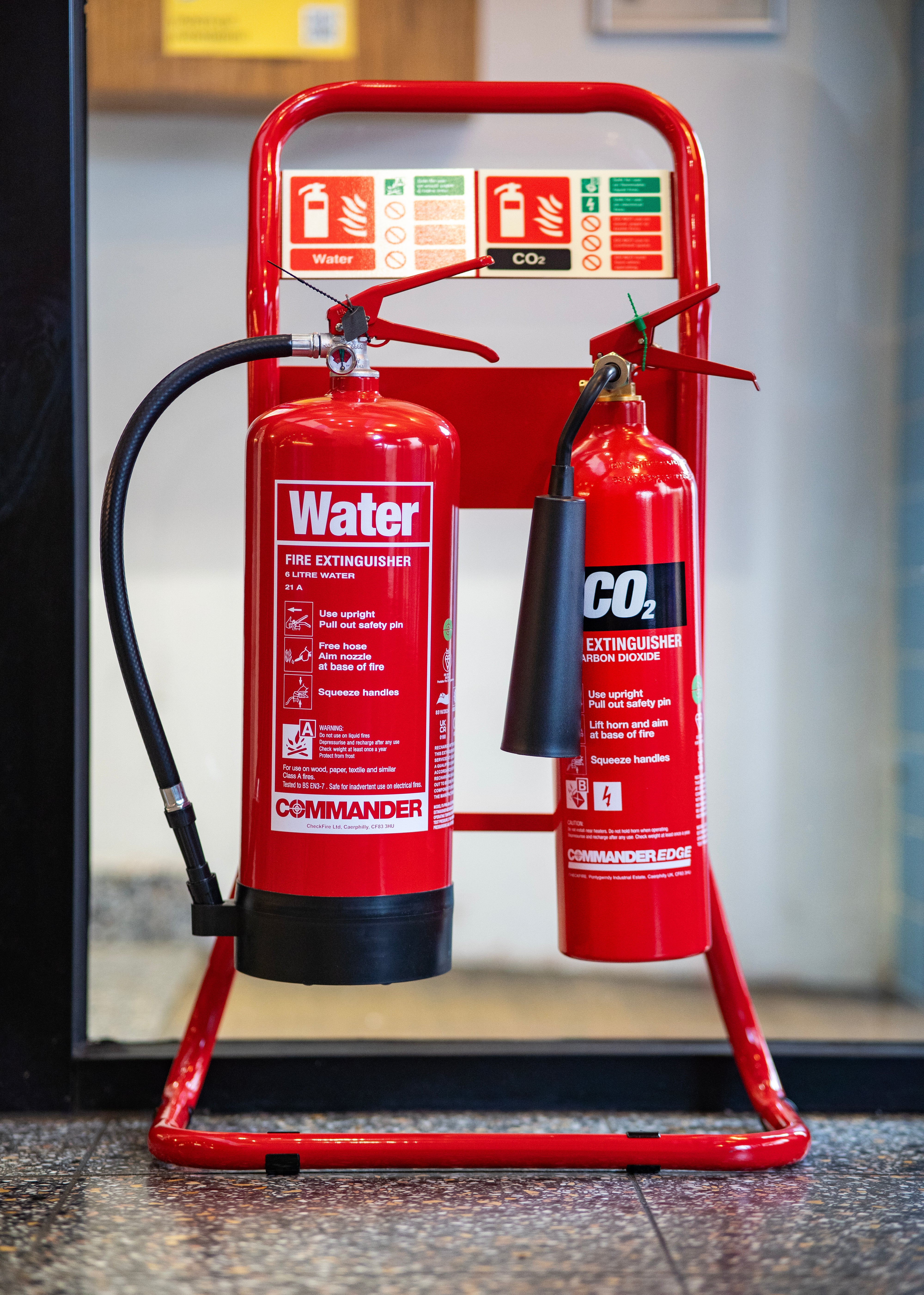 CheckFire FX-PWA-006-DCF 6ltr Plain Water Fire Extinguisher Commander (FX-PWA-006-AAA)