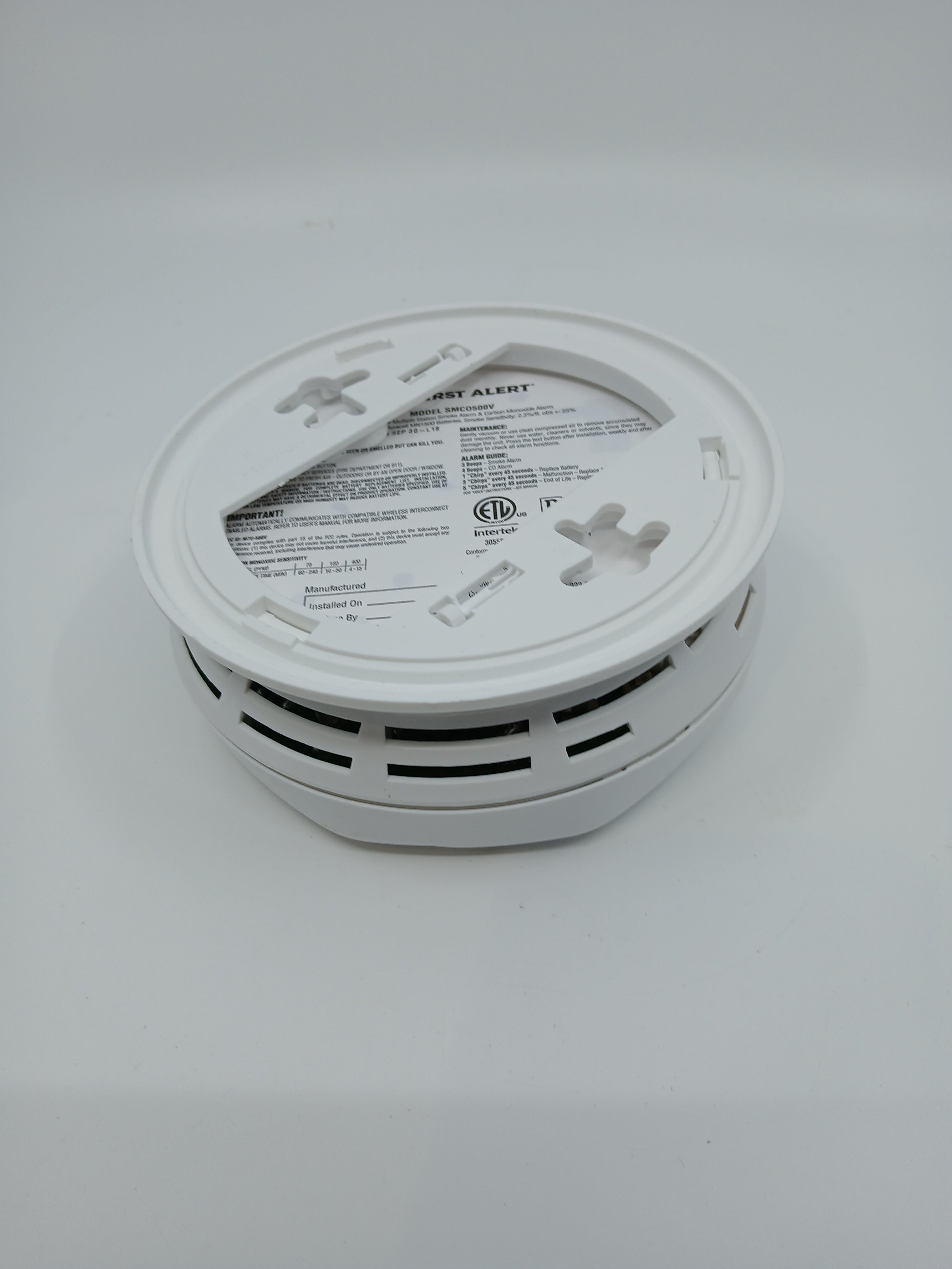BRK SMCO500V Wireless Interconnect Battery Combo Smoke CO Alarm Voice Photoelectric CO Sensor