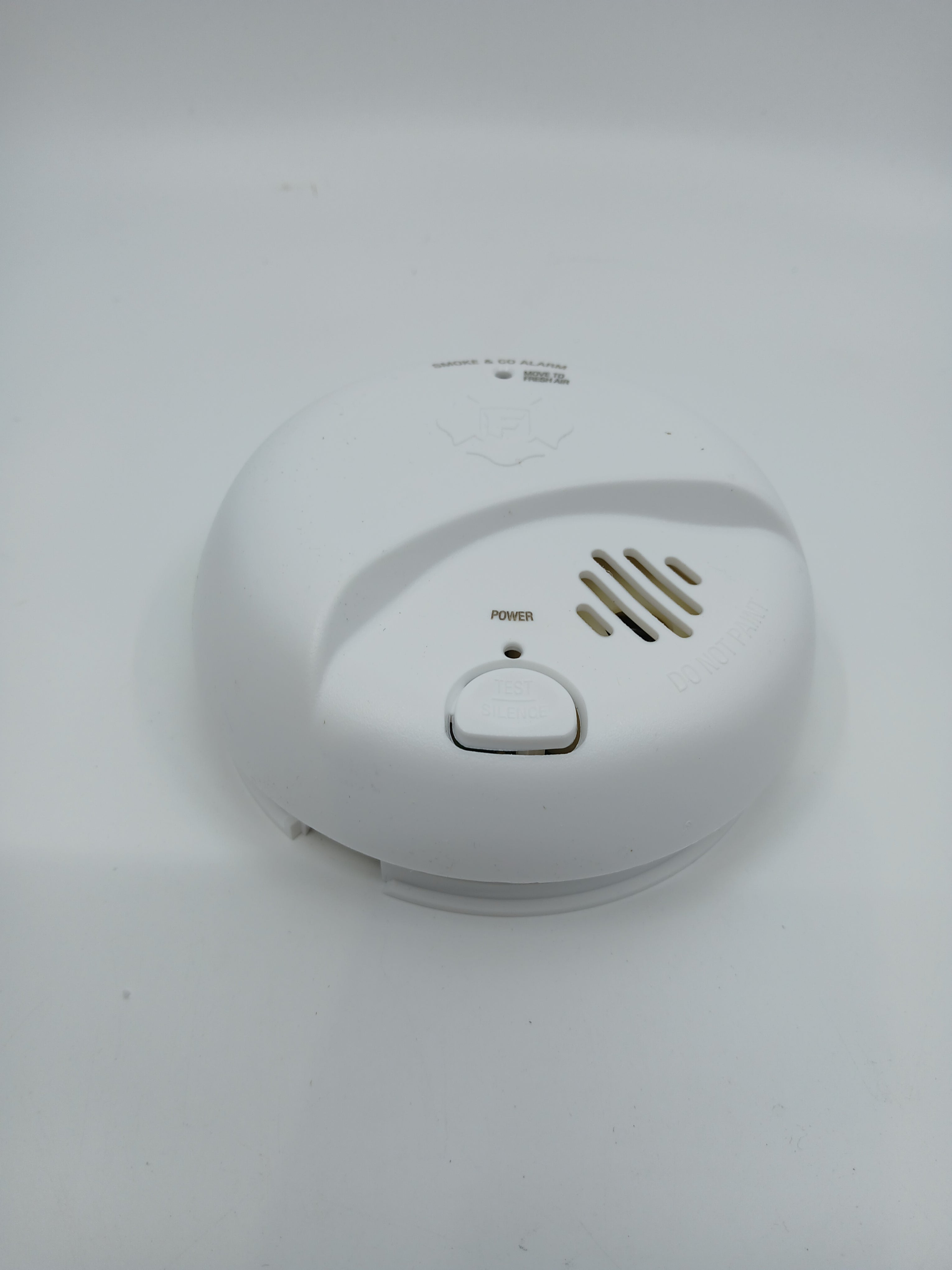 BRK SMICO110 Battery Powered Combo Smoke CO Alarm 10-Year Lithium Silence Ionization CO Sensor