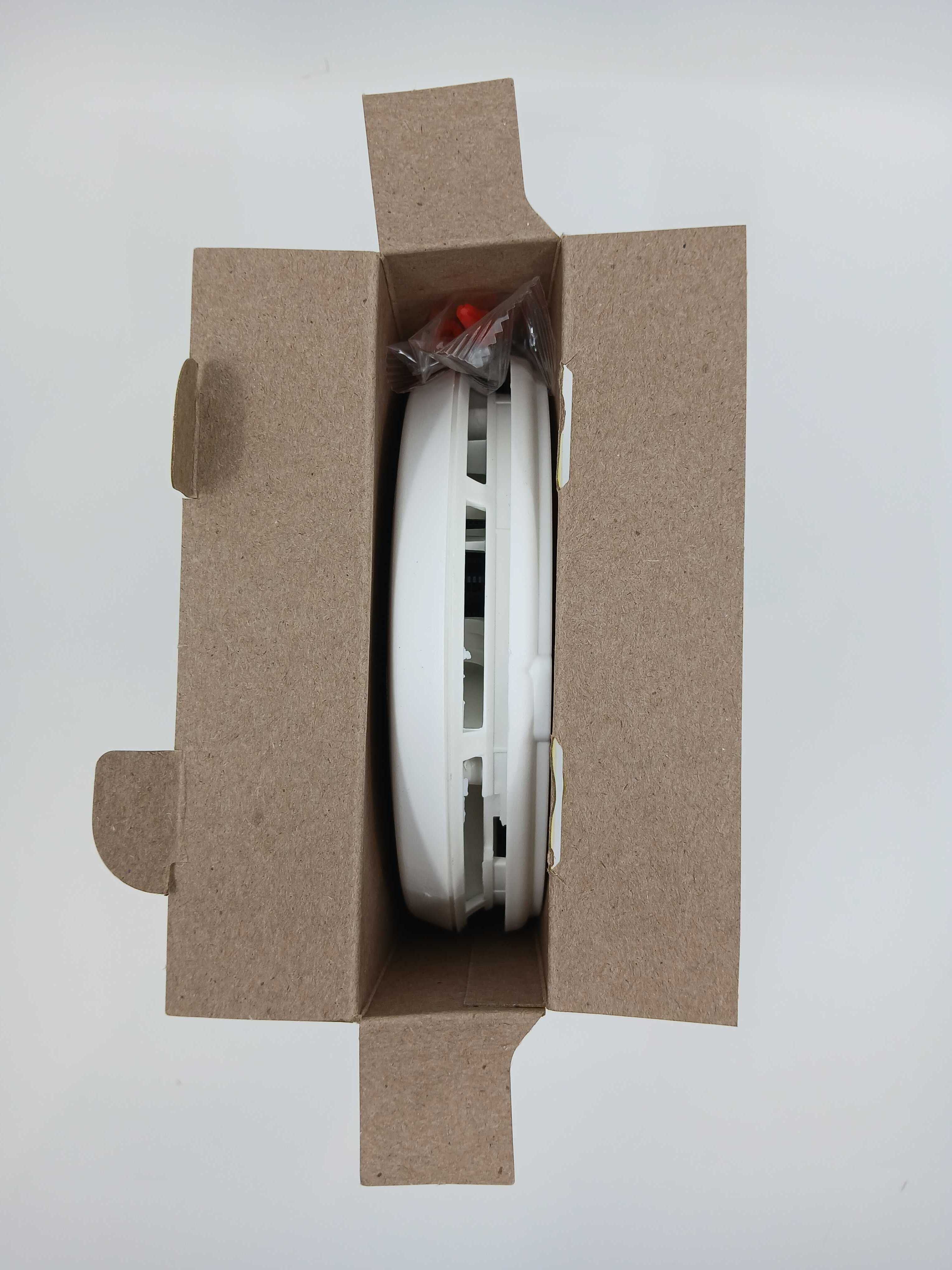 BRK SM210 Battery Powered Low Profile Smoke Alarm 10-Year Lithium Photoelectric